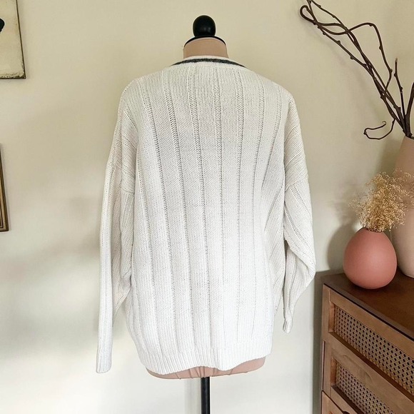 Vintage 90s Cable Knit V Neck Sweater - Picture 4 of 5